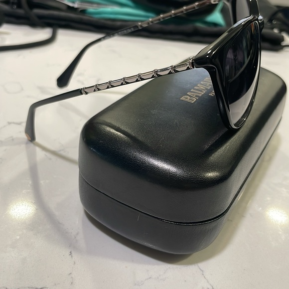 Balmain BL2084 01 Black Cat Eye Sunglasses Gradient Lens - Picture 4 of 6